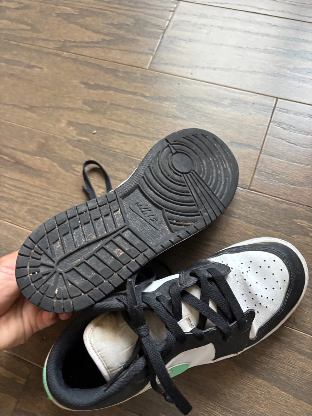 Jordan 1 big kid 5 Kids Athletic Sneakers